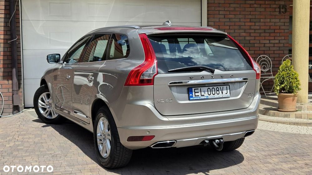 Volvo XC 60 D5 AWD Summum - 6