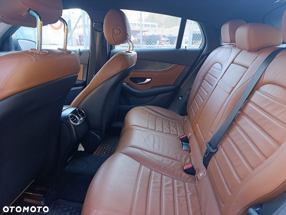 Mercedes-Benz GLC AMG 43 4Matic 9G-TRONIC - 7