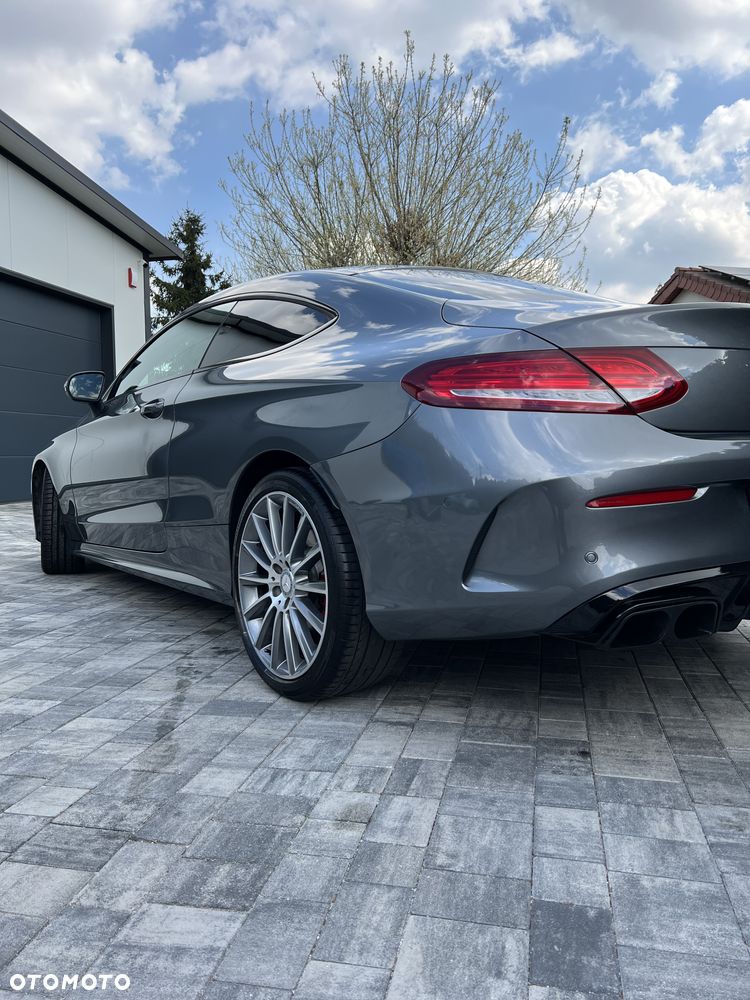 Mercedes-Benz Klasa C 300 7G-TRONIC AMG Line - 7