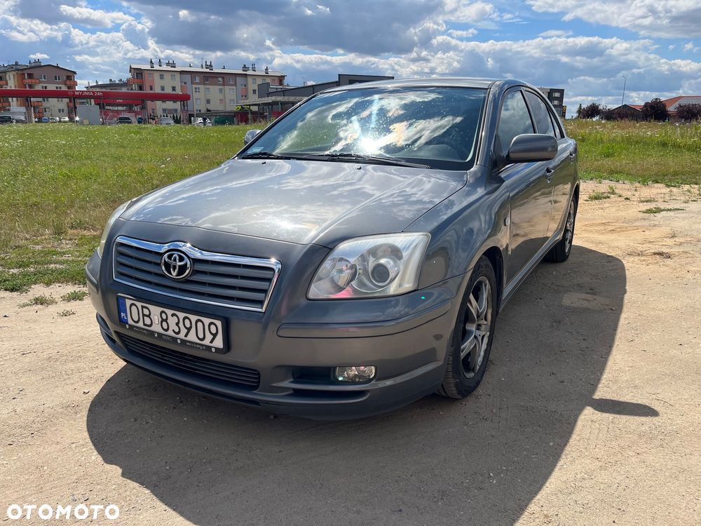 Toyota Avensis II (2003-2009) 1.8 VVT-i, 2004