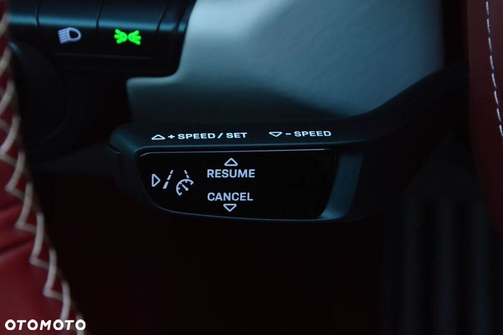 Porsche 911 Carrera Turbo S - 33