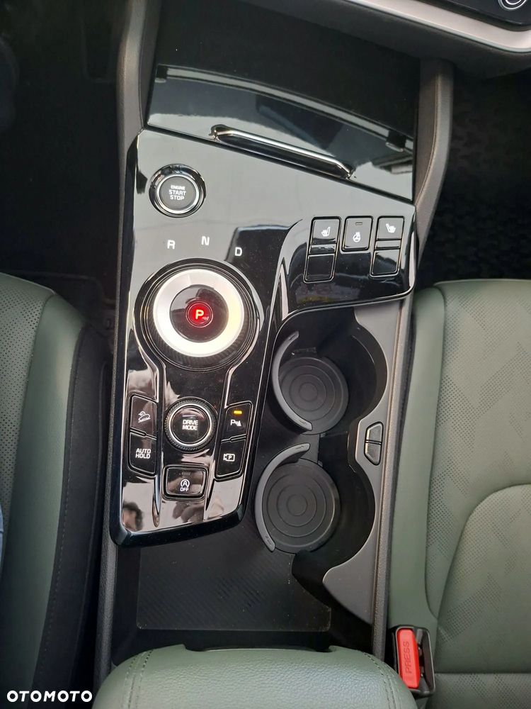 Kia Sportage 1.6 T-GDI Anniversary 2WD DCT - 28
