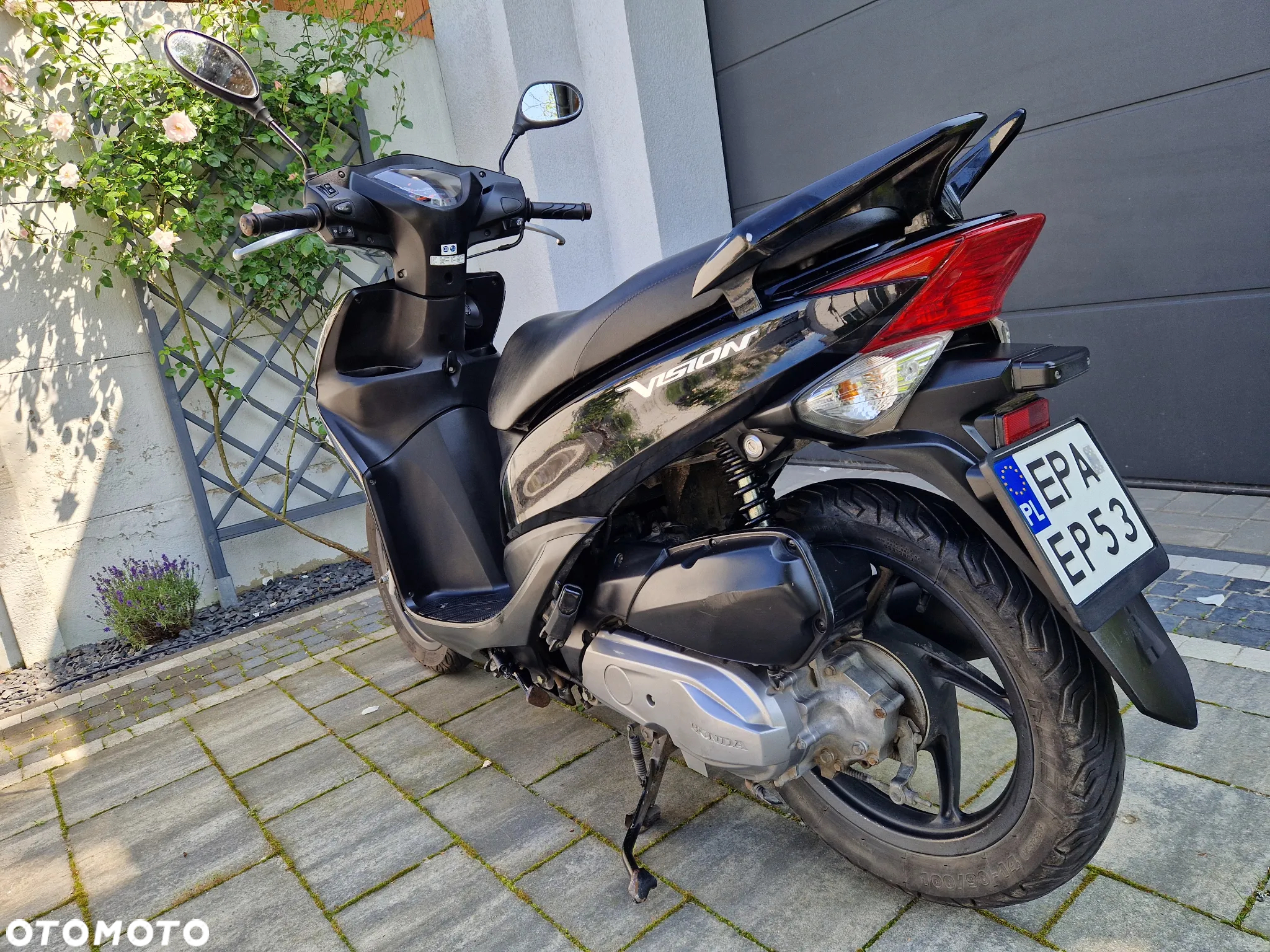 Honda Vision - 4