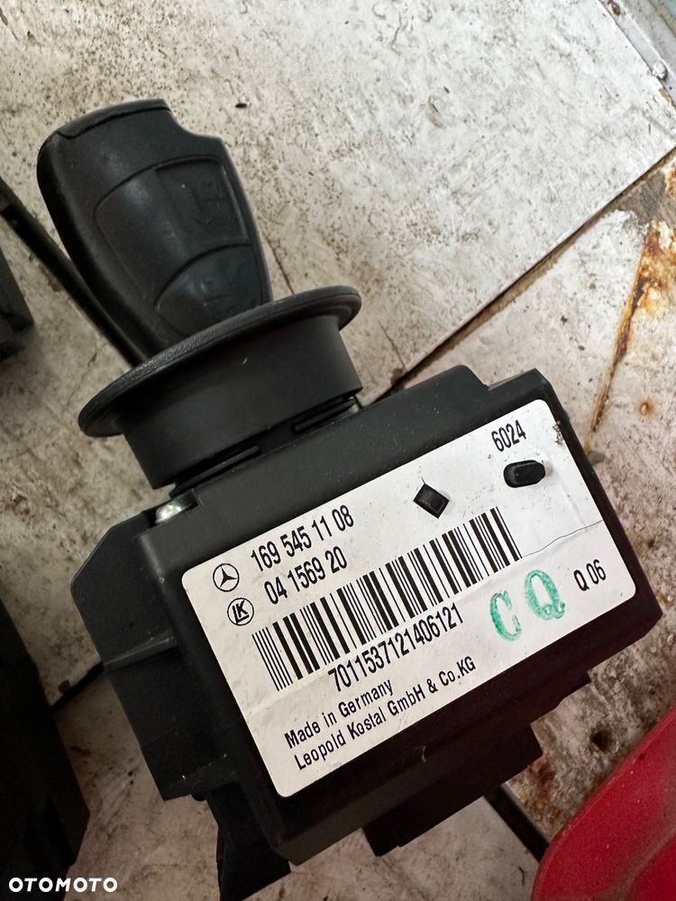 Mercedes a 169 b 245 stacyjka a1695451108 a1695451708 - 4
