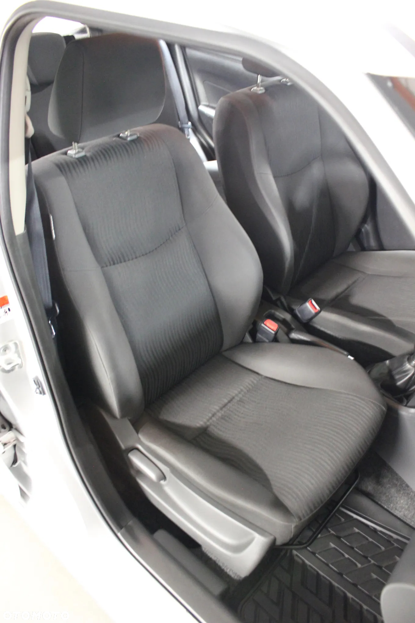 Suzuki Swift - 12