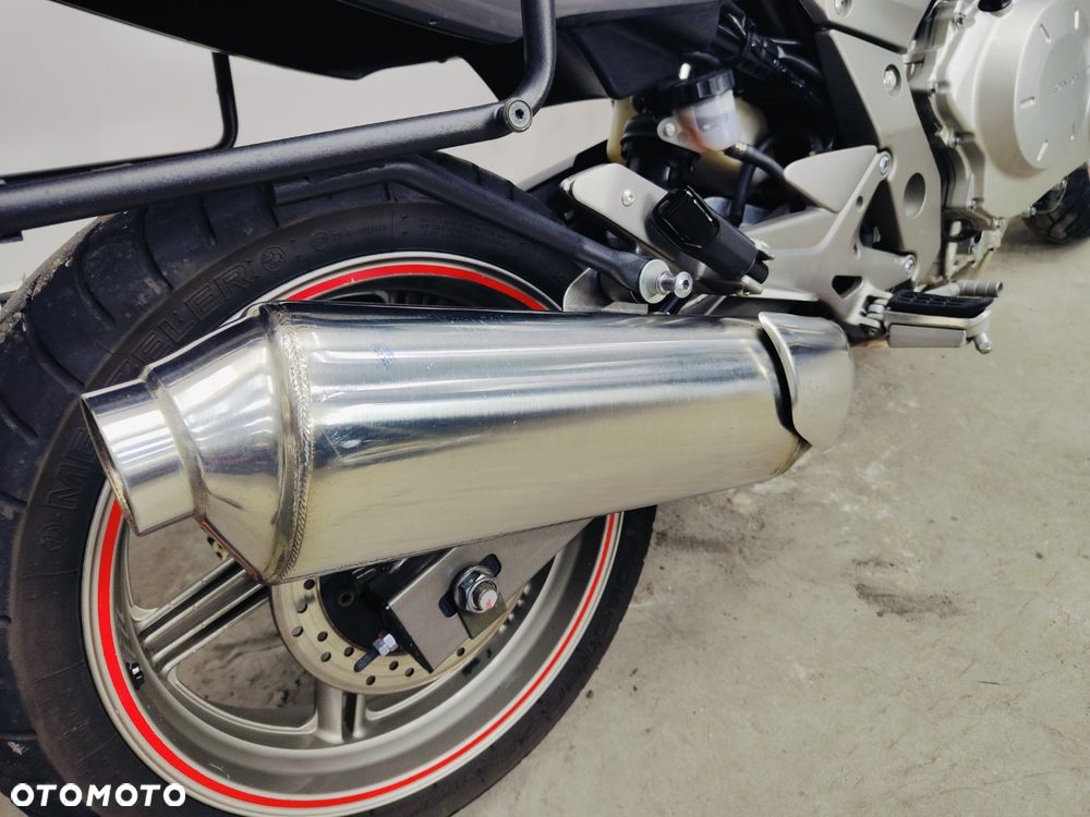 Honda CBF - 9