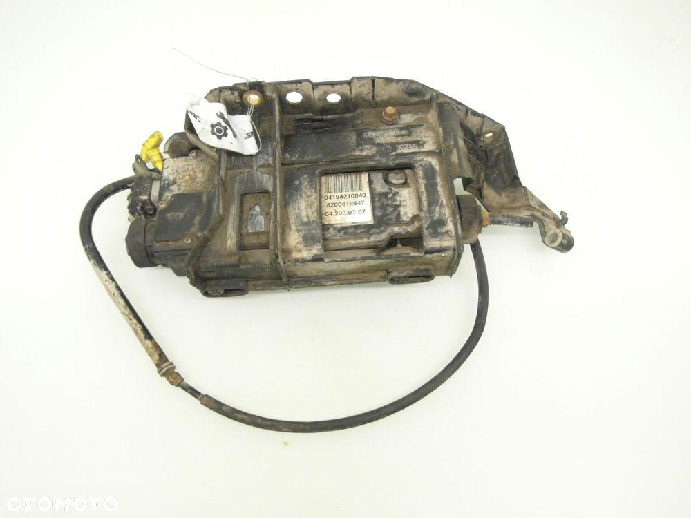 HAMULEC ELEKTRYCZNY RENAULT SCENIC II 8200418647 - 9