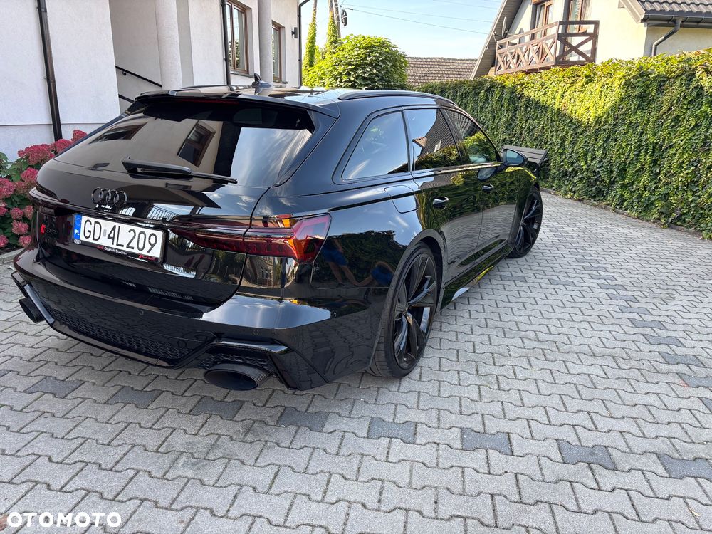 Audi RS6 Avant - 9