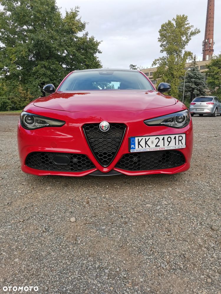 Alfa Romeo Giulia 2.0 Turbo 16V AT8-Q4 Ti - 21