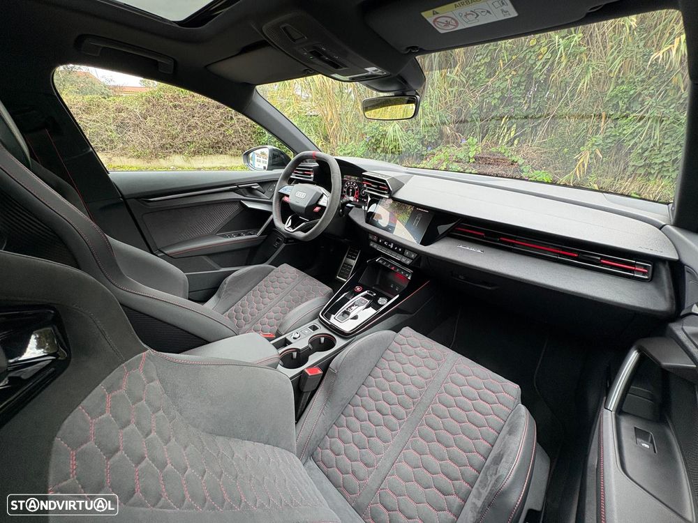 Audi RS3 Sportback 2.5 TFSI quattro S tronic - 37