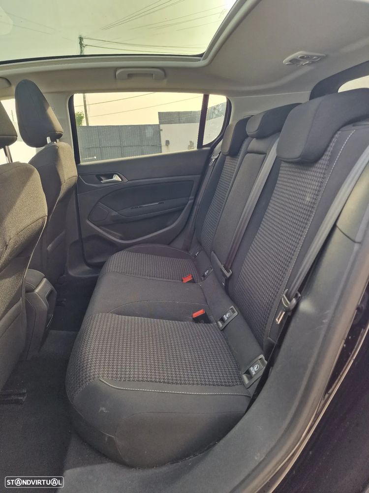 Peugeot 308 1.2 PureTech Active - 13