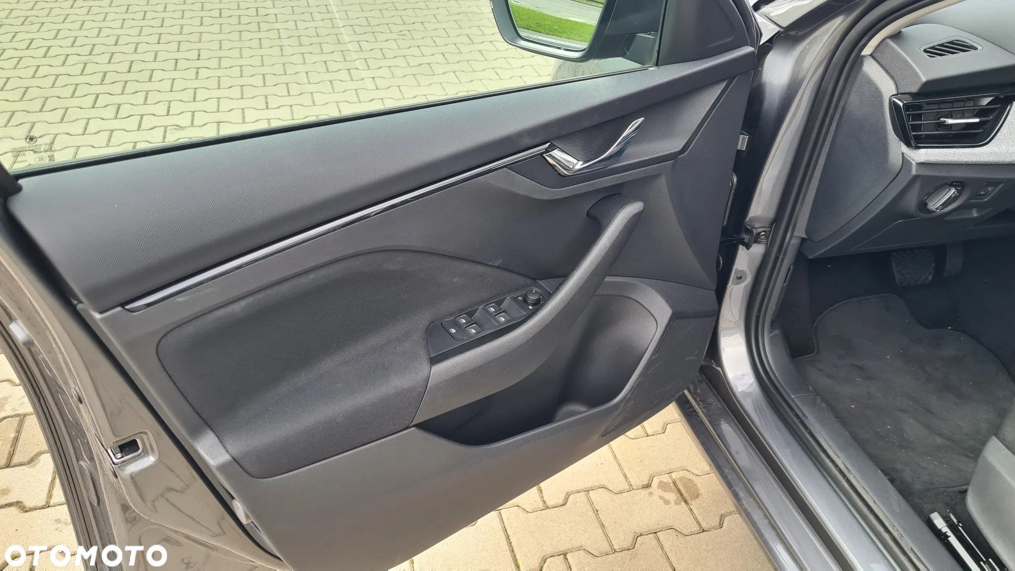 Skoda Scala 1.0 TSI Selection DSG - 10