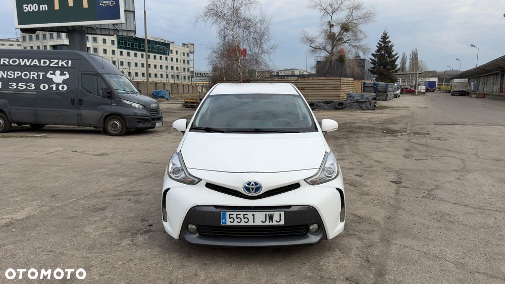 Toyota Prius+ (Hybrid) - 2