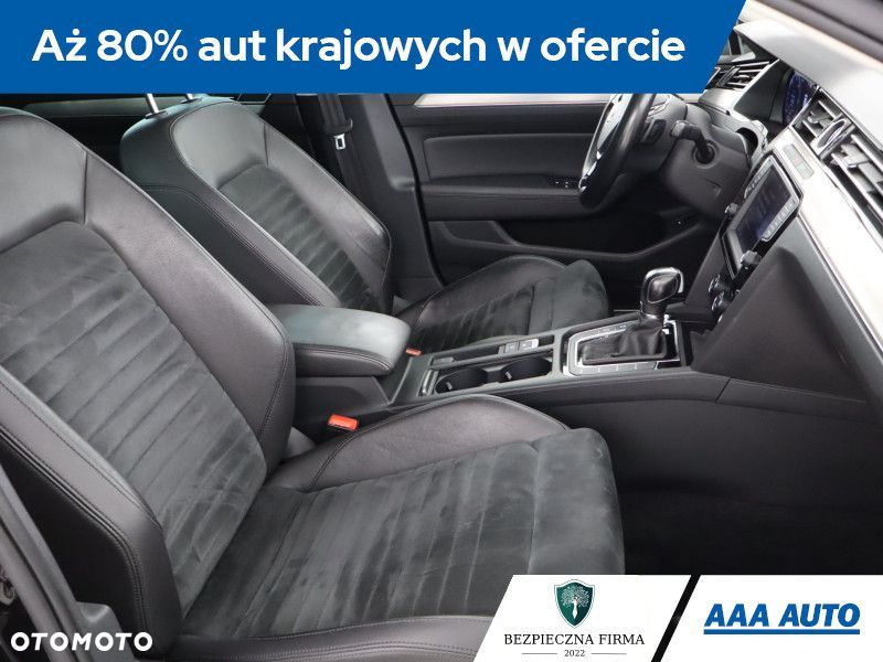 Volkswagen Passat Variant - 11