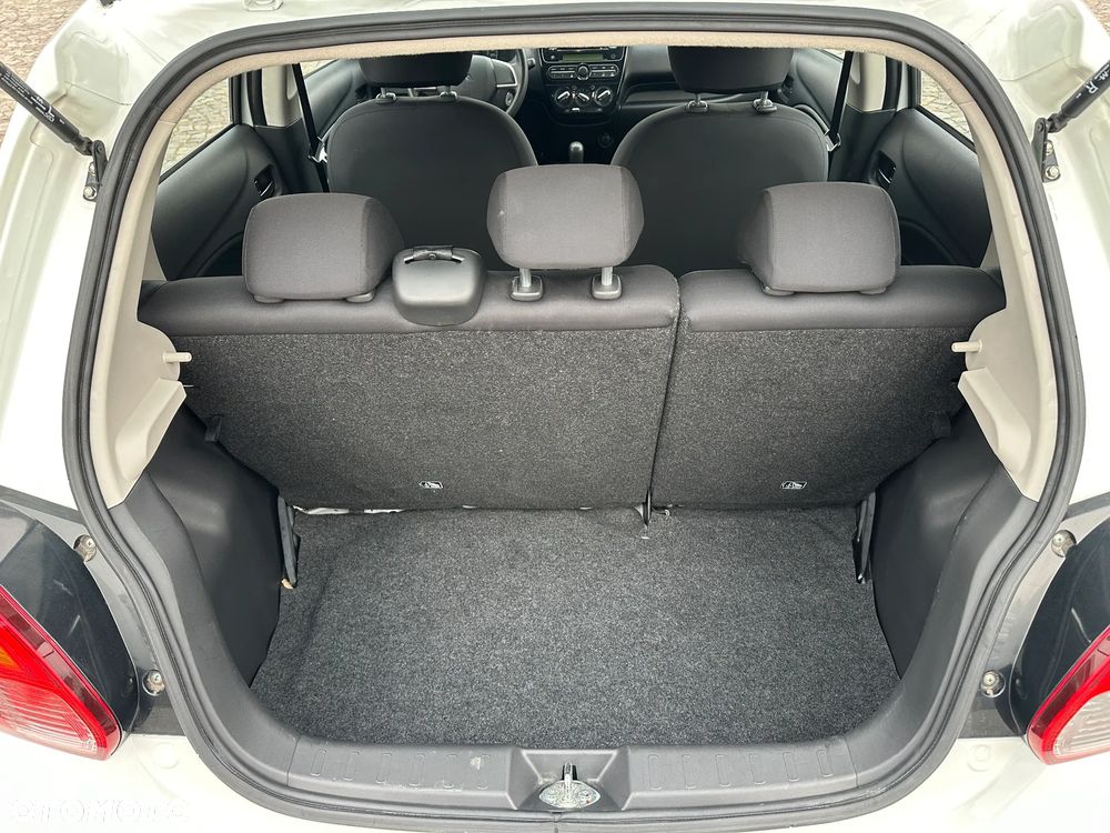 Mitsubishi Space Star - 11