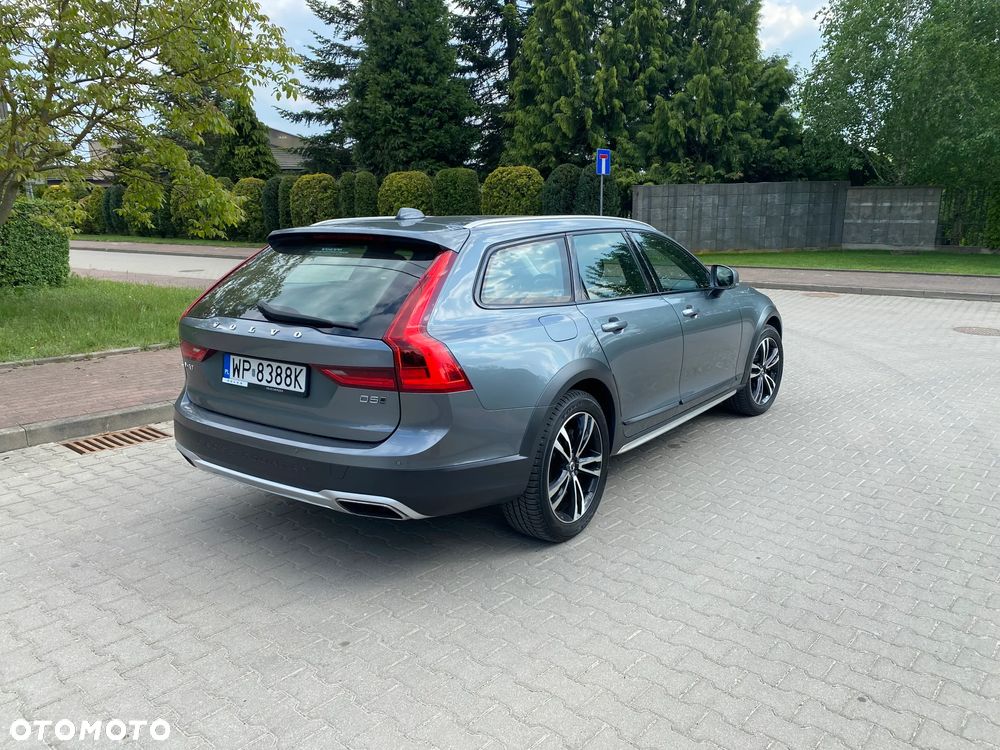 Volvo V90 Cross Country D5 AWD Pro - 21