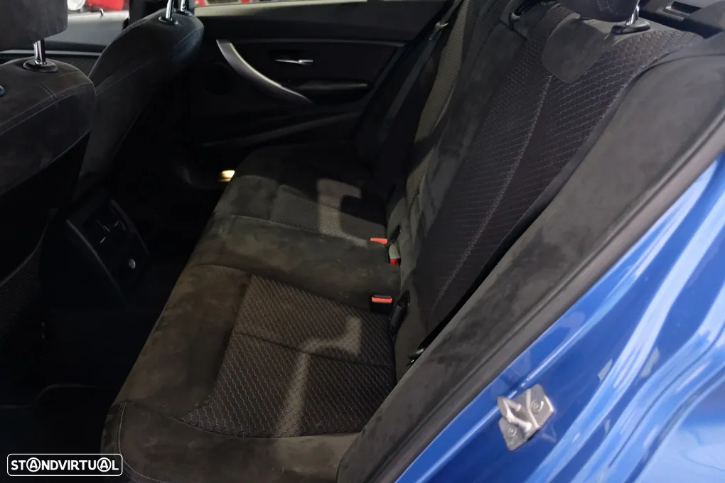 BMW 328 i Auto Pack M - 10