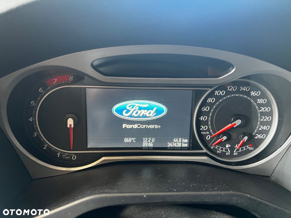 Ford Mondeo 2.5 Titanium - 24