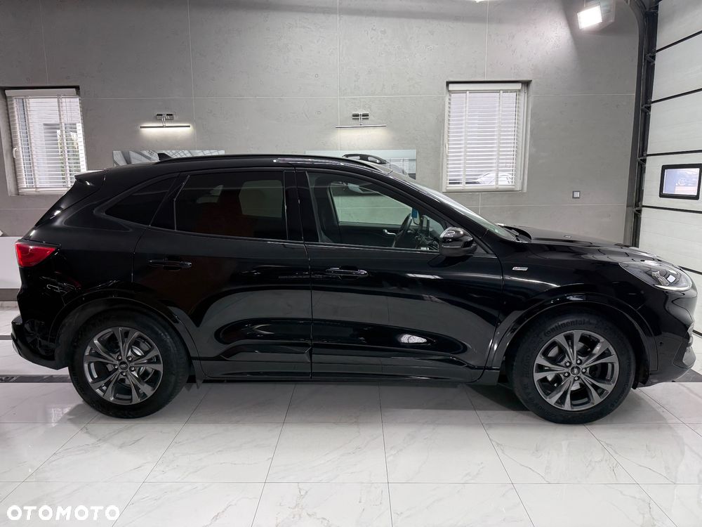 Ford Kuga 2.0 TDCi 2x4 ST-Line - 9