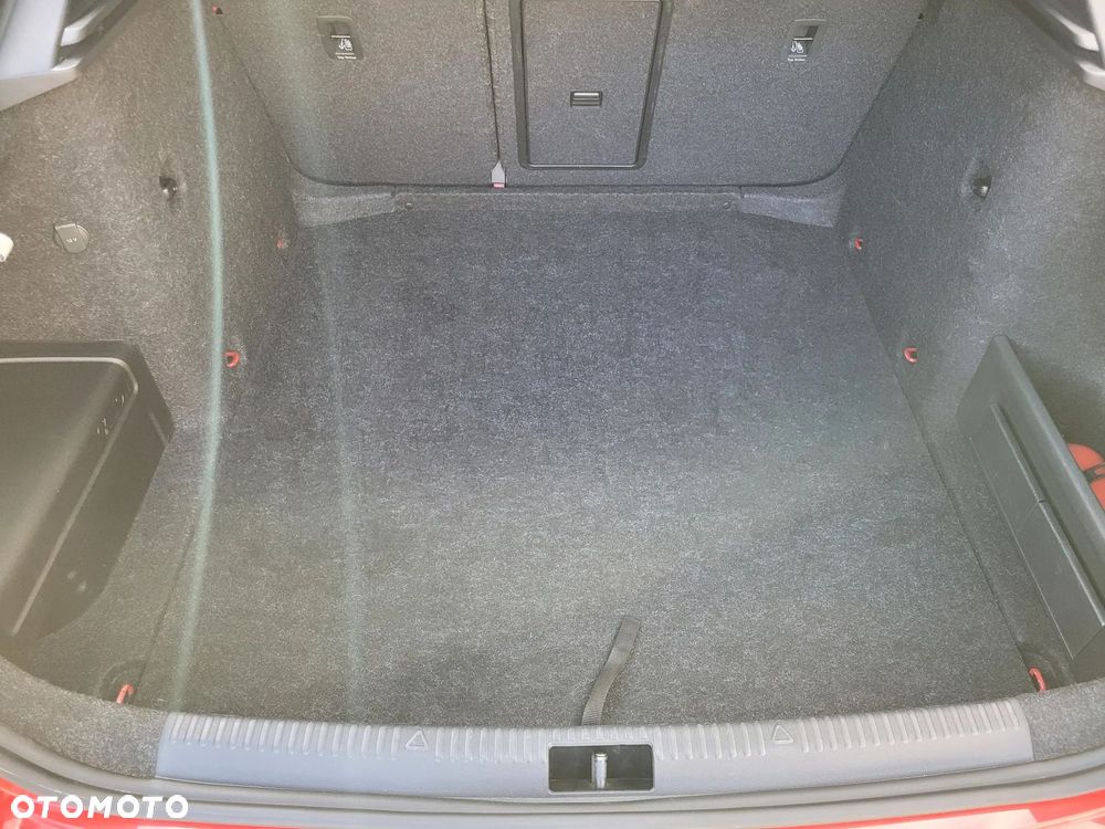 Skoda Octavia 2.0 TDI SCR 4x4 Style DSG - 33