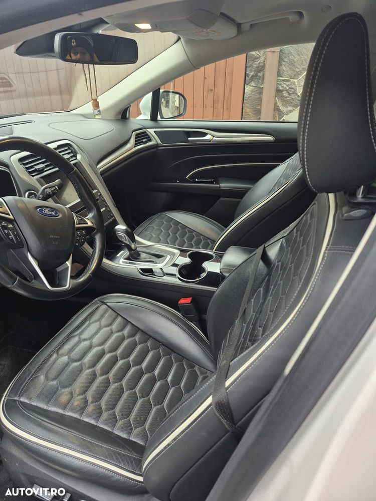 Ford Mondeo 2.0 HEV Vignale - 6