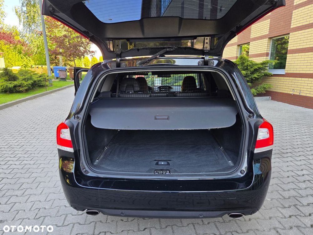 Volvo V70 D4 Geartronic Black Edition - 31