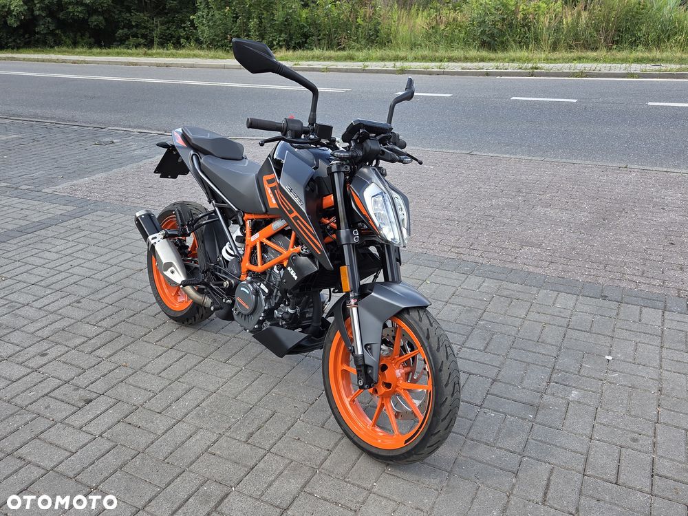 KTM Duke 125 - 8