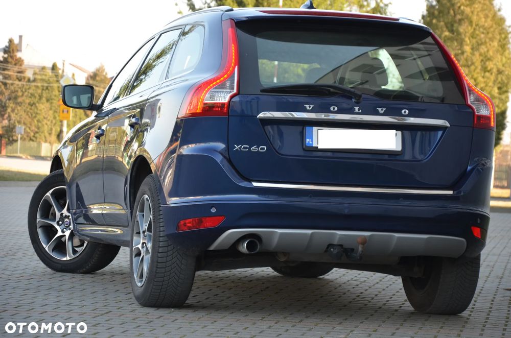 Volvo XC 60 D3 Drive-E Ocean Race - 8