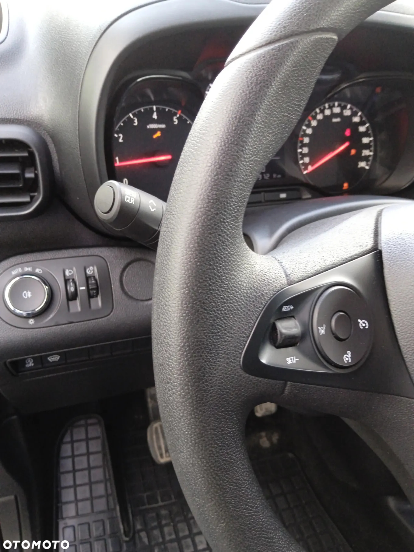 Opel Combo - 12