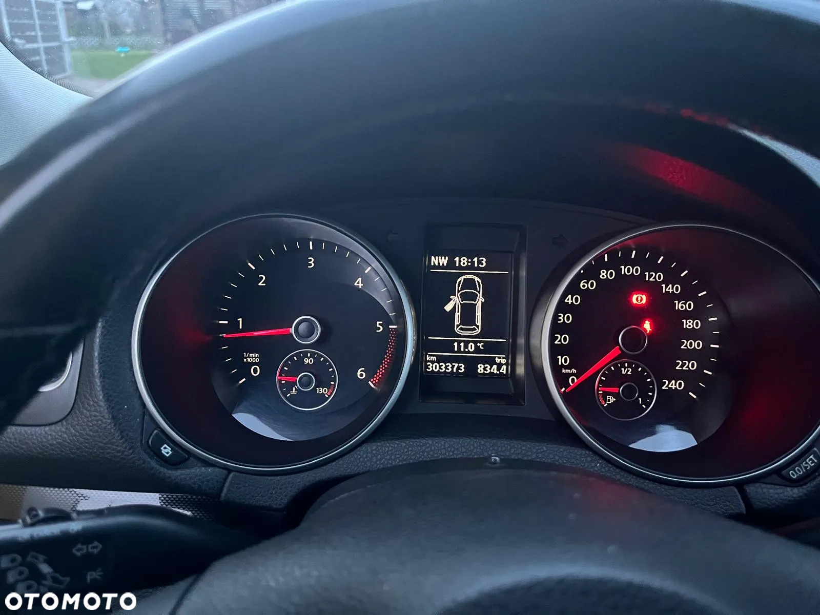 Volkswagen Golf Variant 1.6 TDI BlueMotion Technology Comfortline - 12