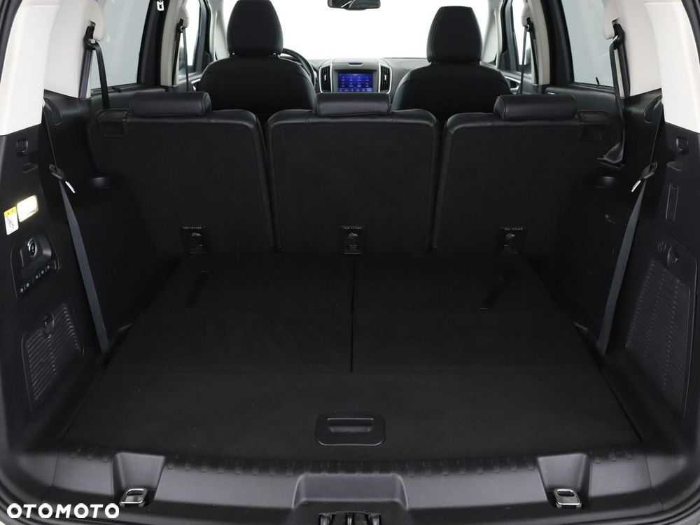 Ford S-Max - 21