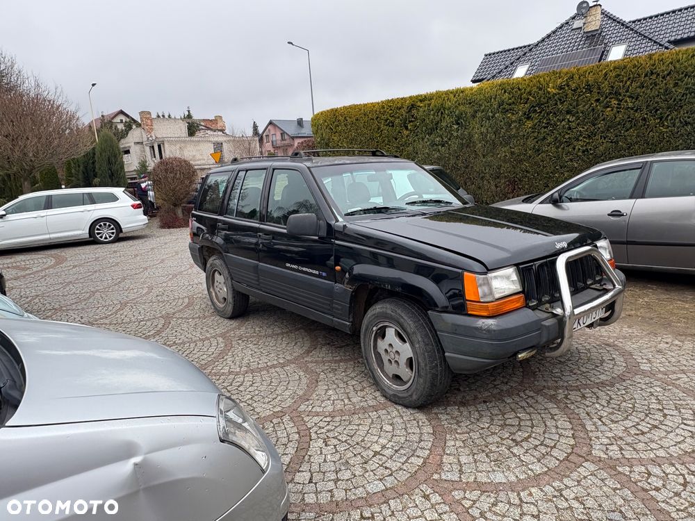 Jeep Grand Cherokee - 10