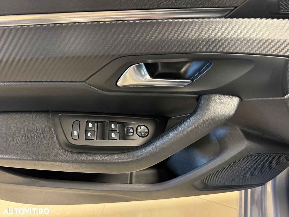 Peugeot 508 BlueHDi 130 EAT8 Allure - 21