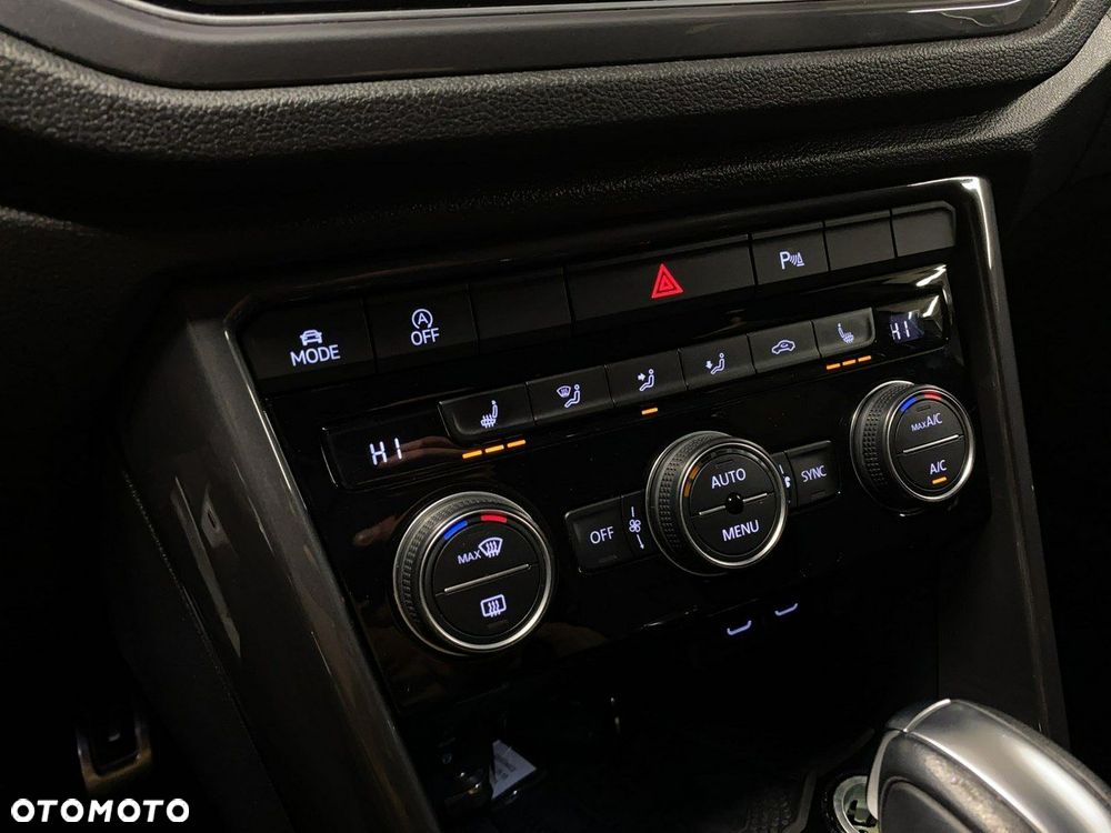 Volkswagen T-Roc - 25