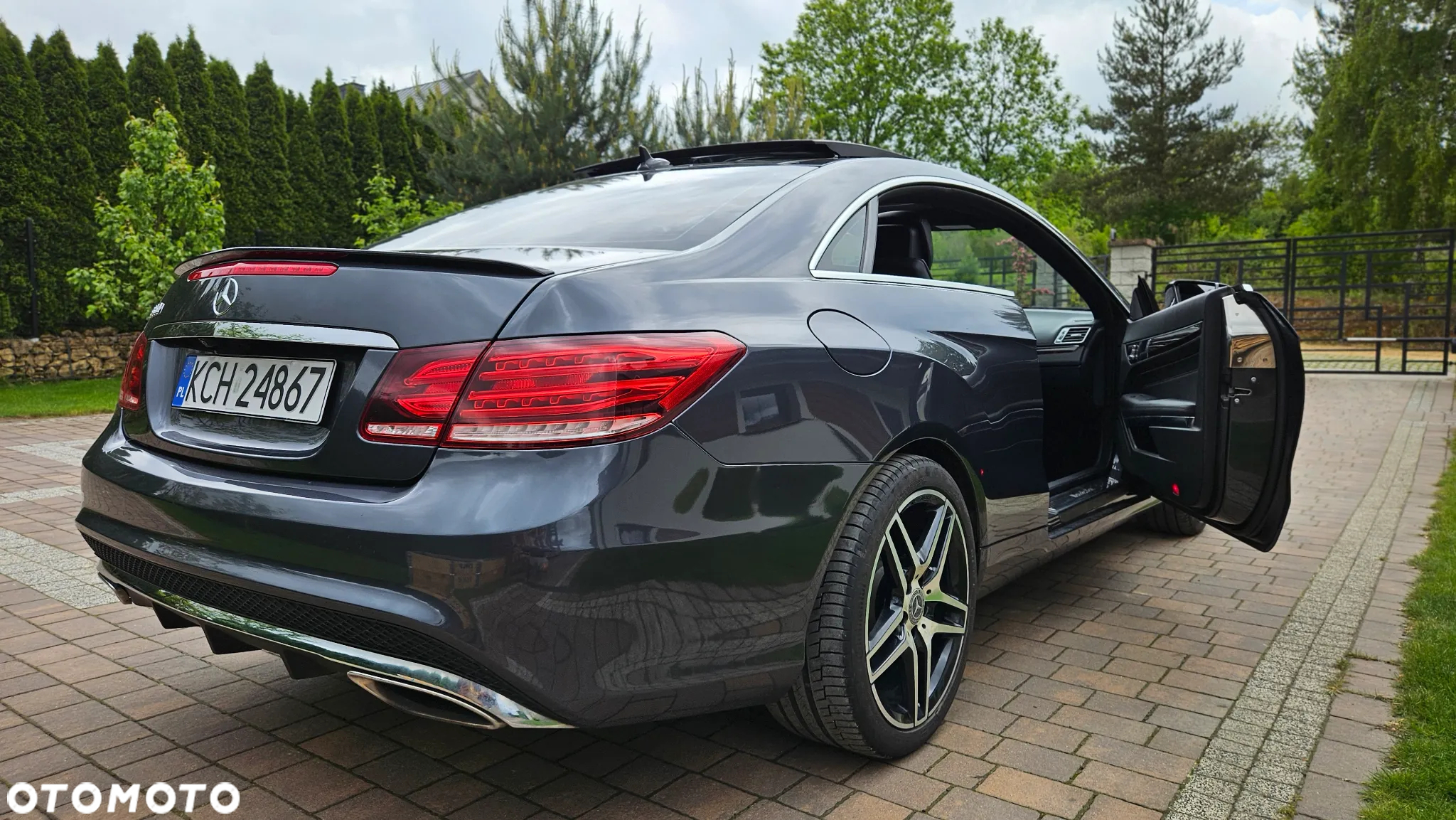 Mercedes-Benz Klasa E 350 Coupe 7G-TRONIC - 32