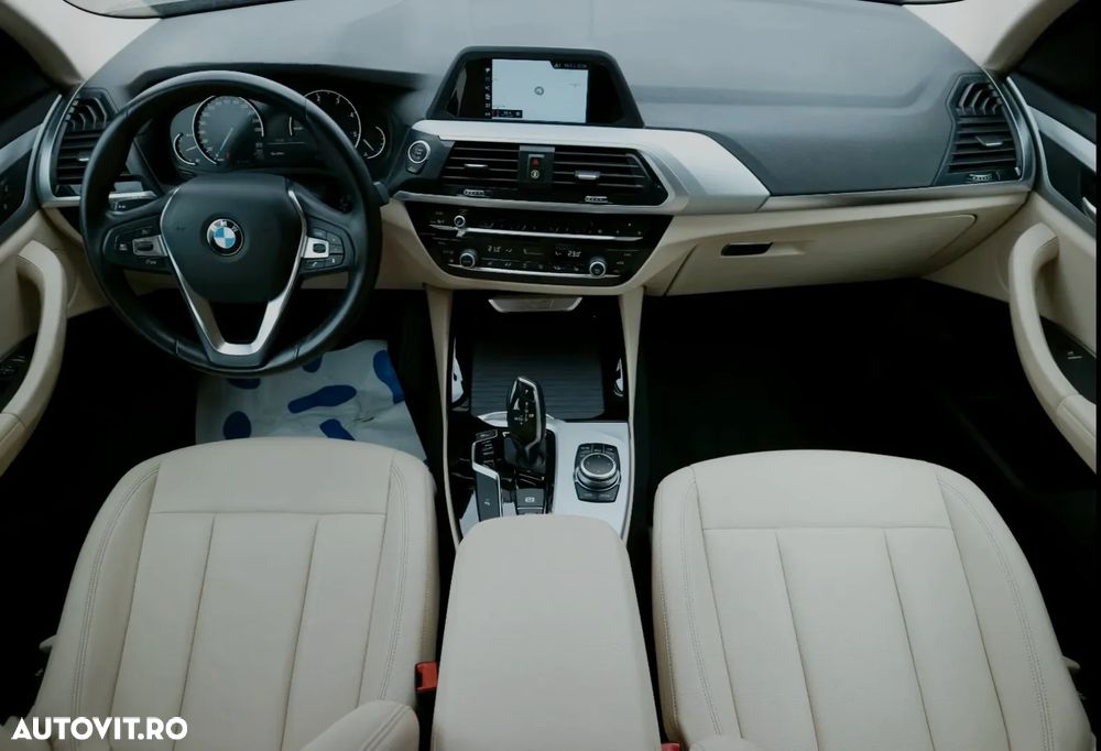 BMW X3 xDrive20d AT Advantage - 11