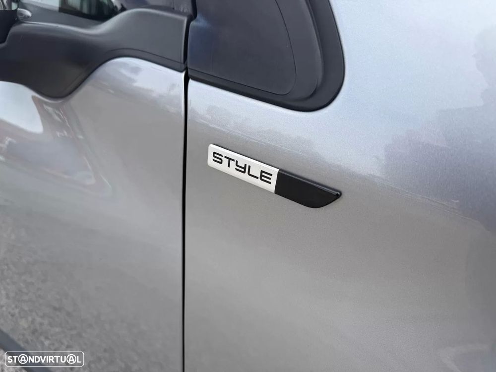 Peugeot 2008 1.2 PureTech Style - 9