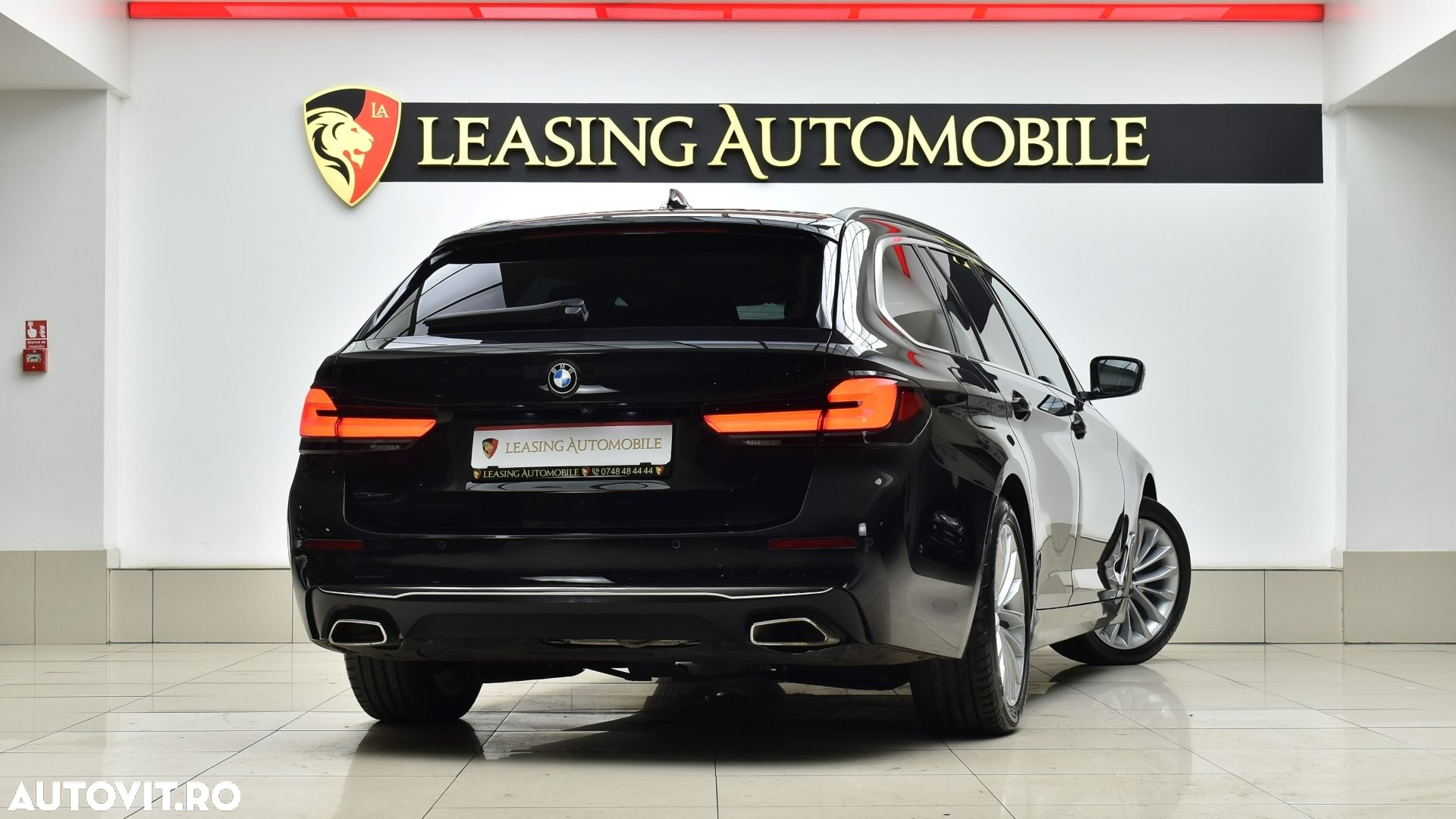 BMW Seria 5 520d xDrive Touring Aut. Luxury Line - 5