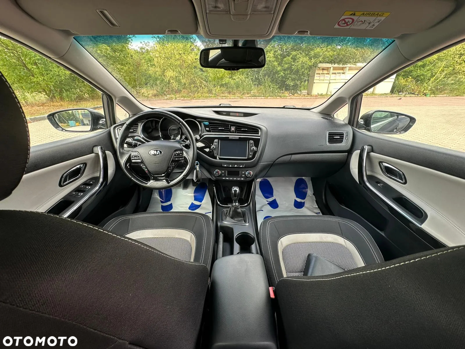 Kia Ceed 1.6 CRDi 136 ISG SW Dream-Team Edition - 15