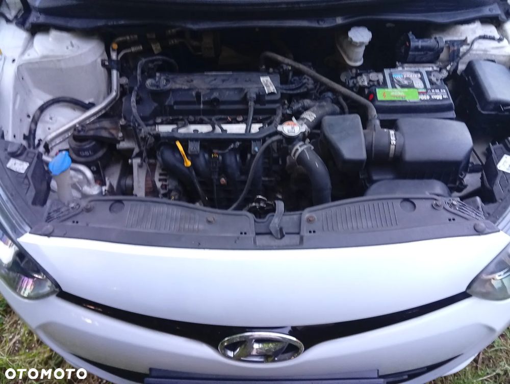 Hyundai i20 1.25 Classic + - 17