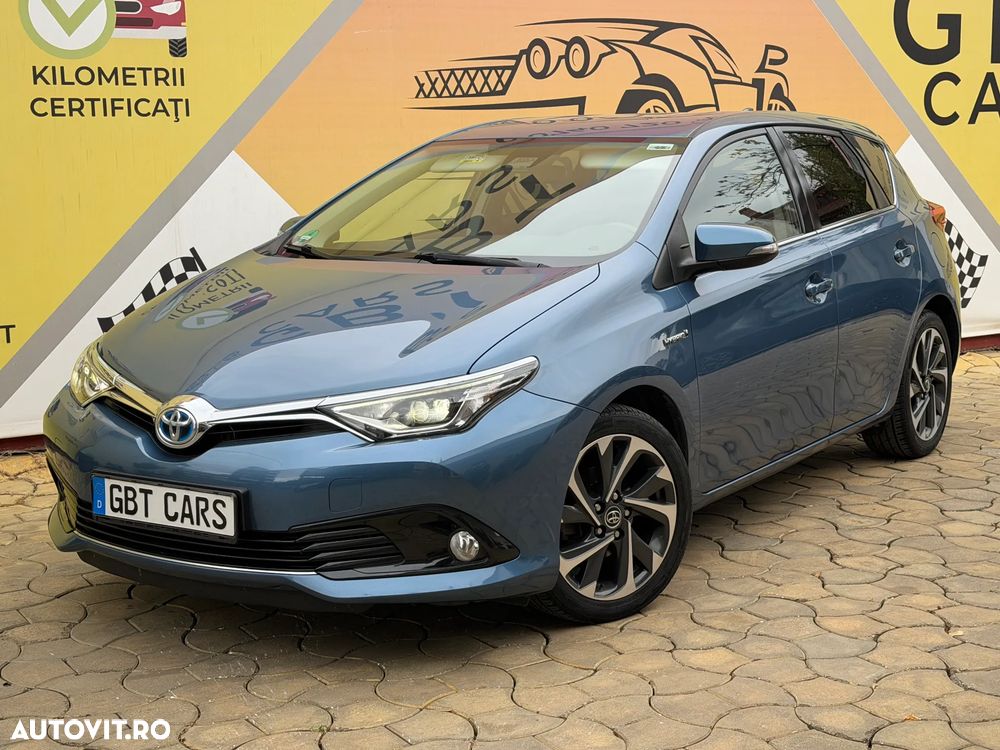 Toyota Auris 1.8 L VVT-i Sol + - 4