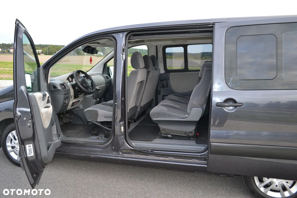 Citroën Jumpy Combi - 11