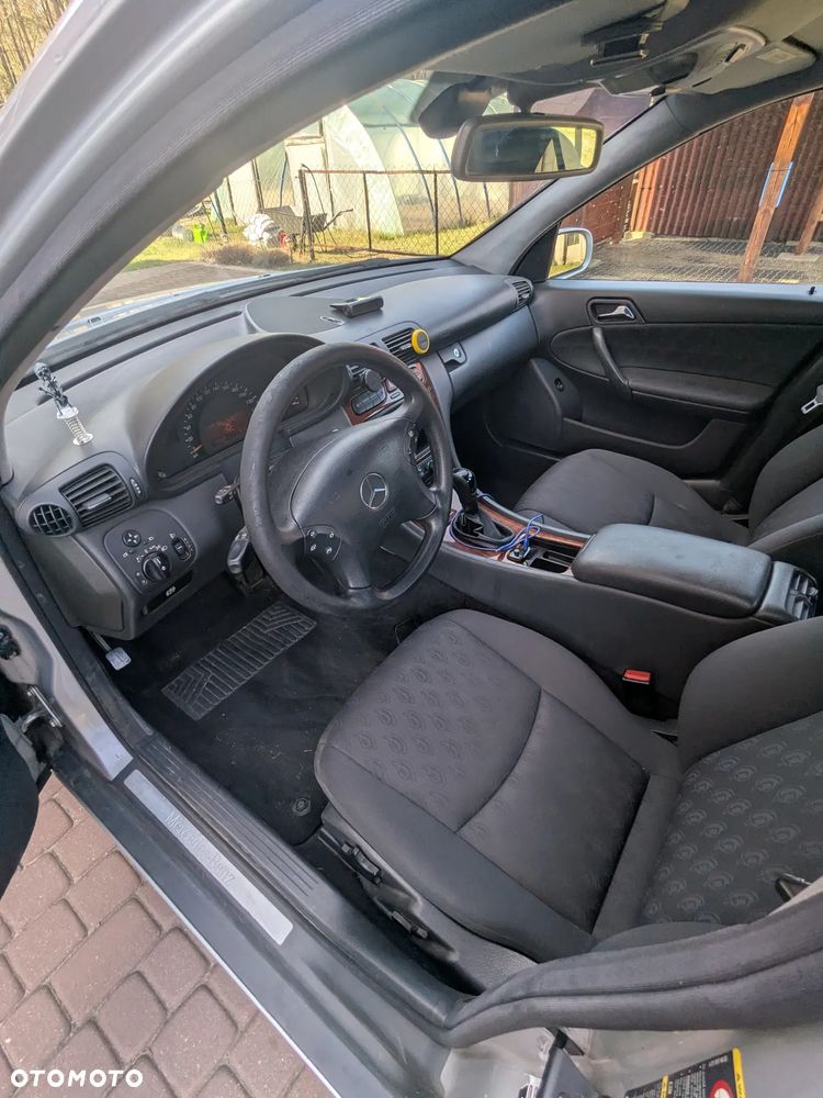 Mercedes-Benz Klasa C 200 CDI Classic - 6
