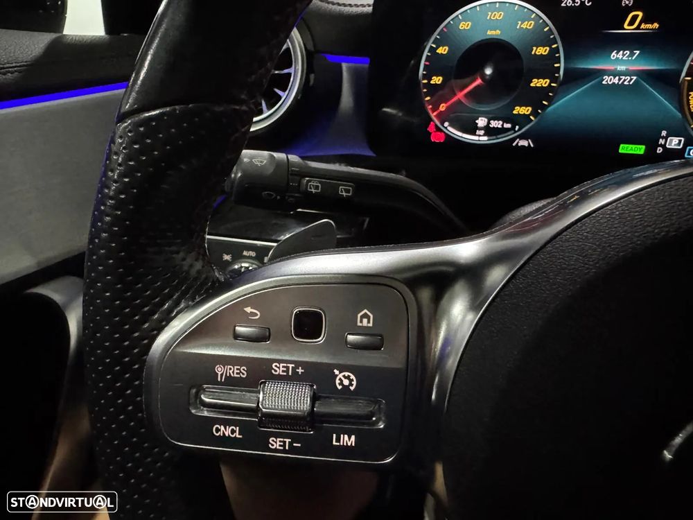 Mercedes-Benz A 250 e AMG Line - 26