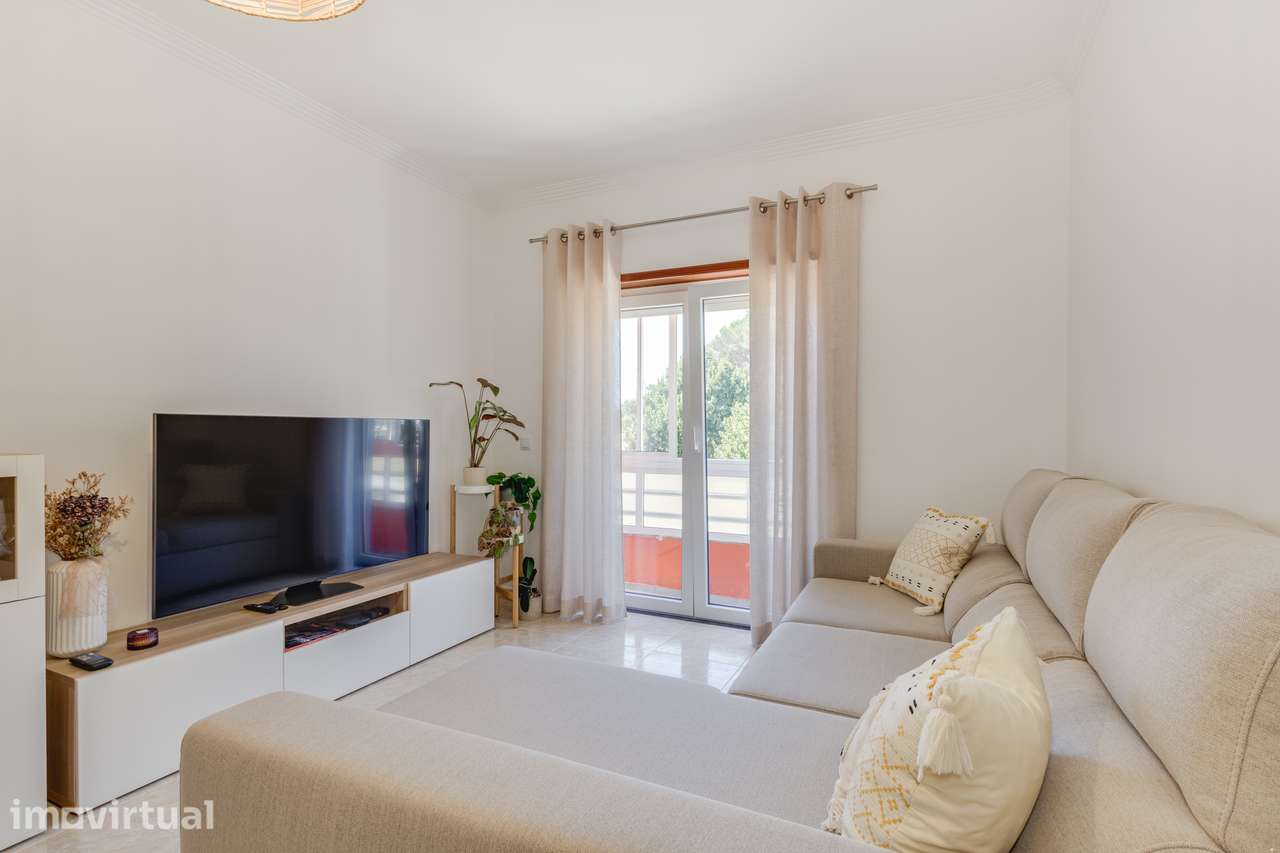 Apartamento T3 totalmente remodelado na Quinta da Courela - Grande imagem: 3/40