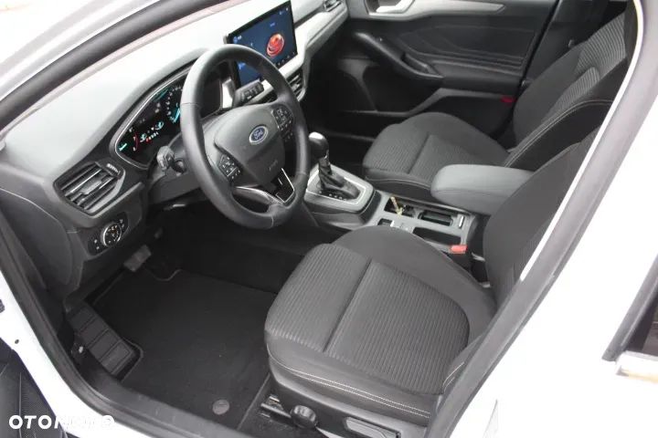 Ford Focus 1.0 EcoBoost Hybrid TITANIUM X - 12