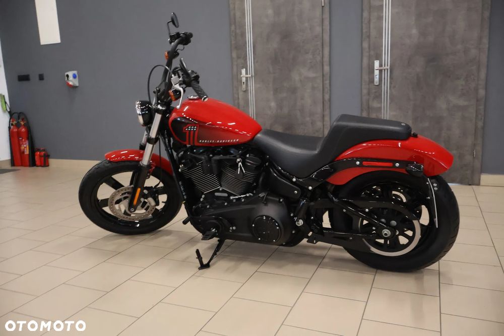 Harley-Davidson Dyna Street Bob - 7
