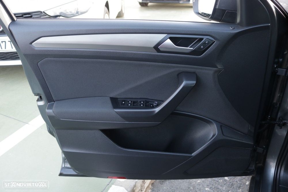 VW T-Roc 2.0 TDI Style - 29