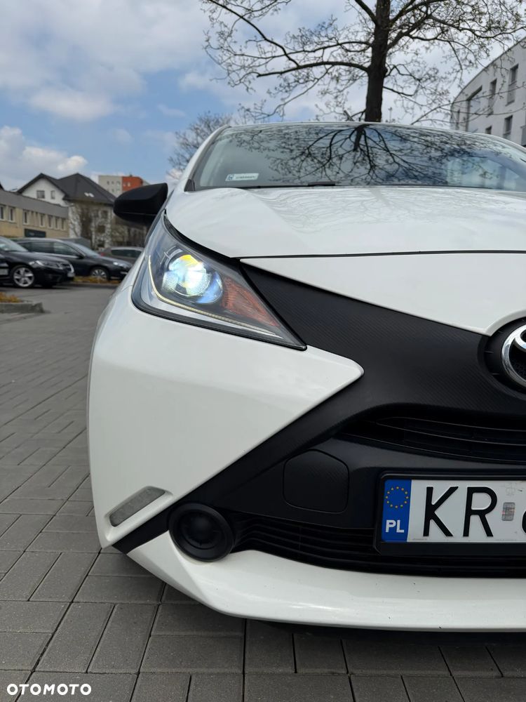 Toyota Aygo 1.0 VVT-i Sprint EU6 - 9