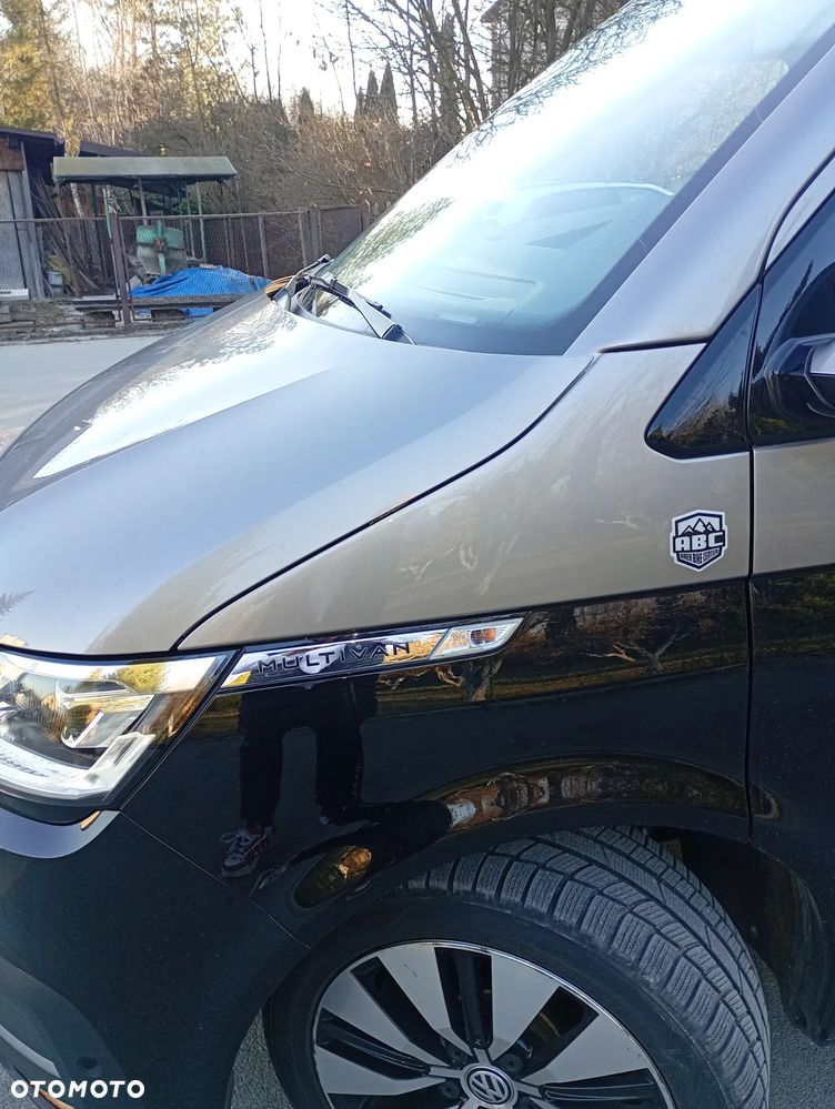 Volkswagen Multivan - 11